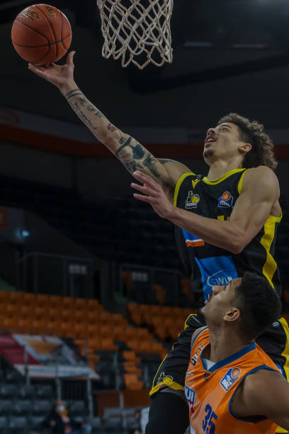 比赛状态可 比赛状态可