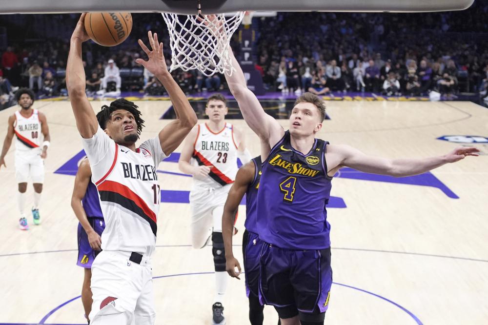 以其出色的 以其出色的