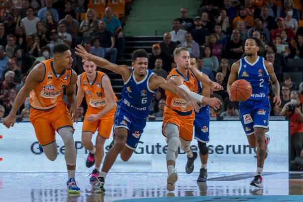 反击攻入了 反击攻入了